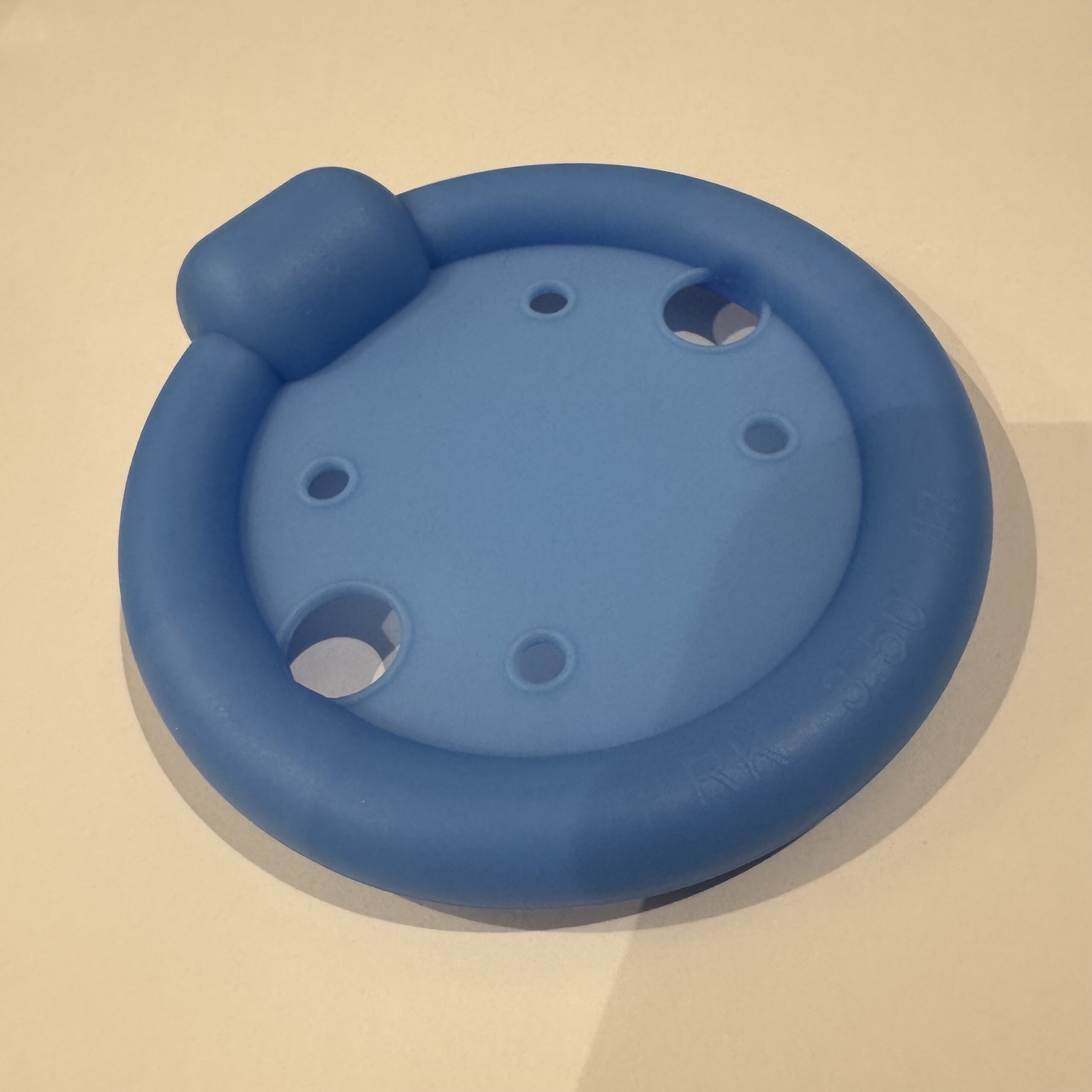 Blue coloured ring pessary