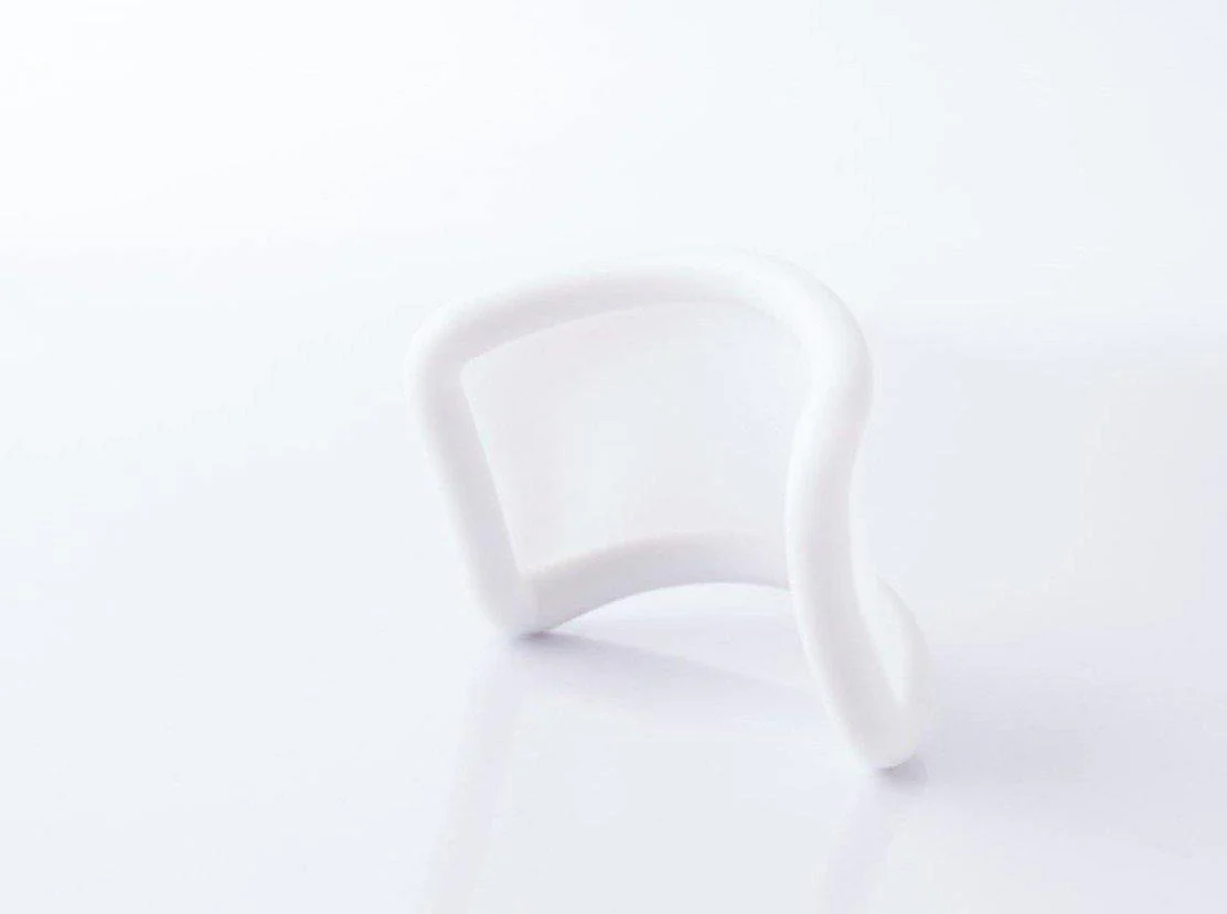 White coloured pessary