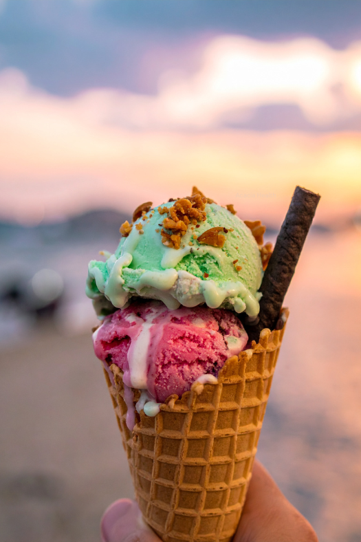 Ice cream cone with two flavours