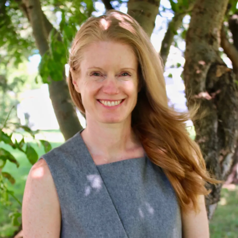 Amy Gilchrist headshot