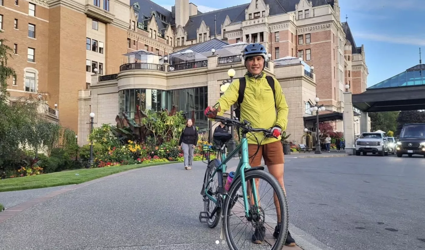 Mel Untal on a bike