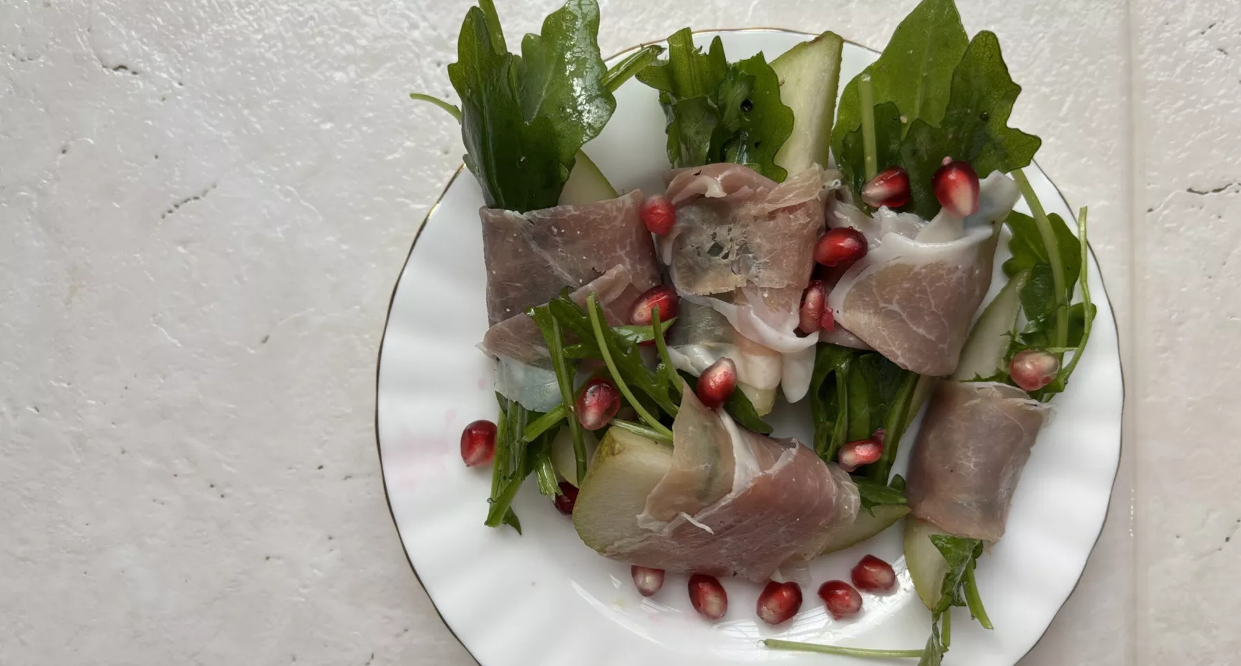 prosciutto wrapped pears